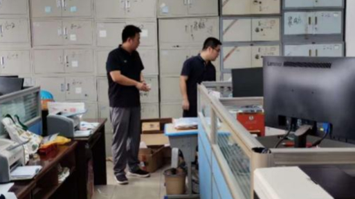 暑假前消防安全检查，为学院安全“上把锁”